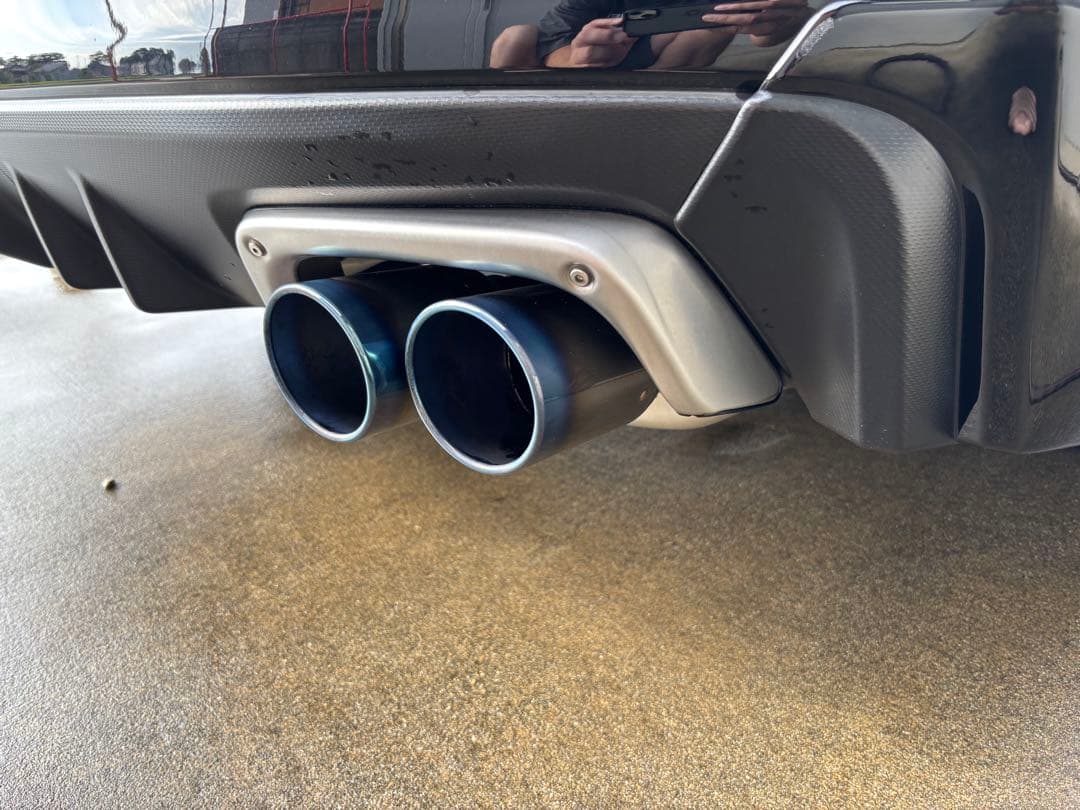 YUUU　　WRX S4用HKSマフラー　LEGAMAX Premium