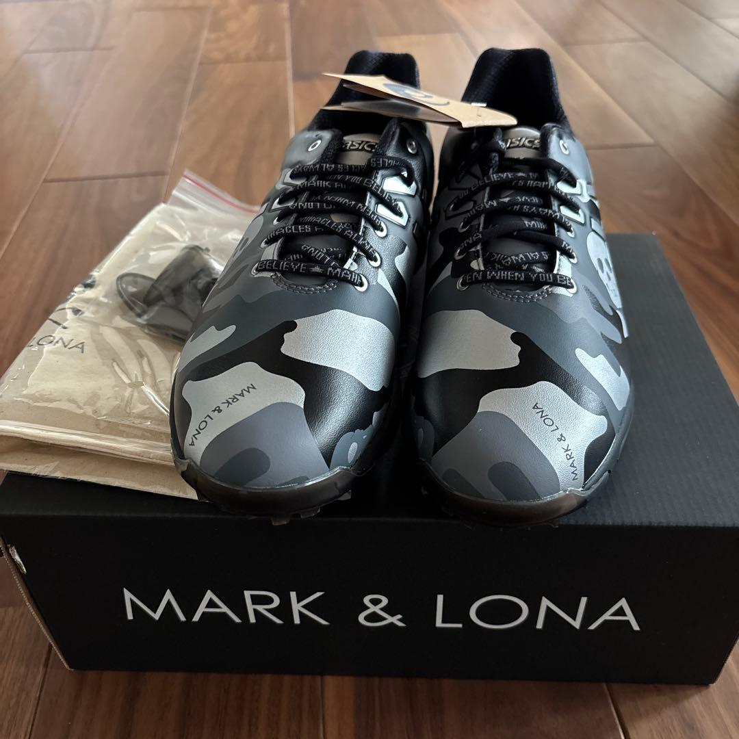 新品タグ付きMARK & LONA カモフラージュ スパイクシューズ