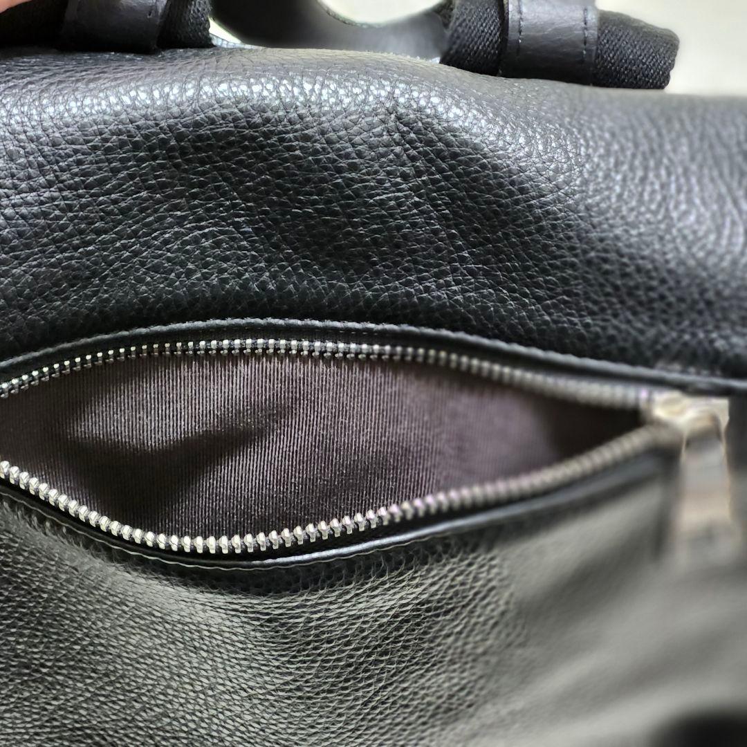 F.CLIO　レザーバックパック　リュックサック　本革　シボ革