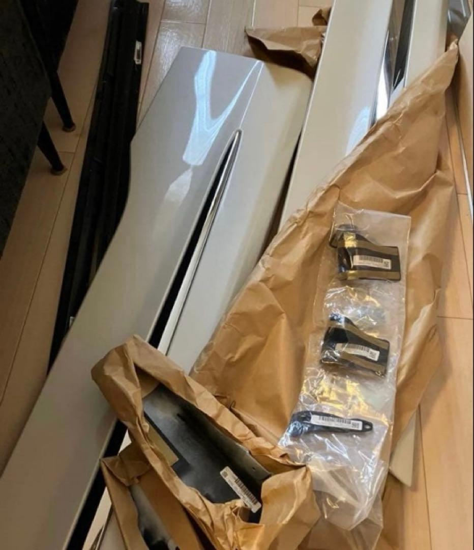 未使用 左右一式　アルファード　ヴェルファイア　サイド　070 モデリスタ　新品