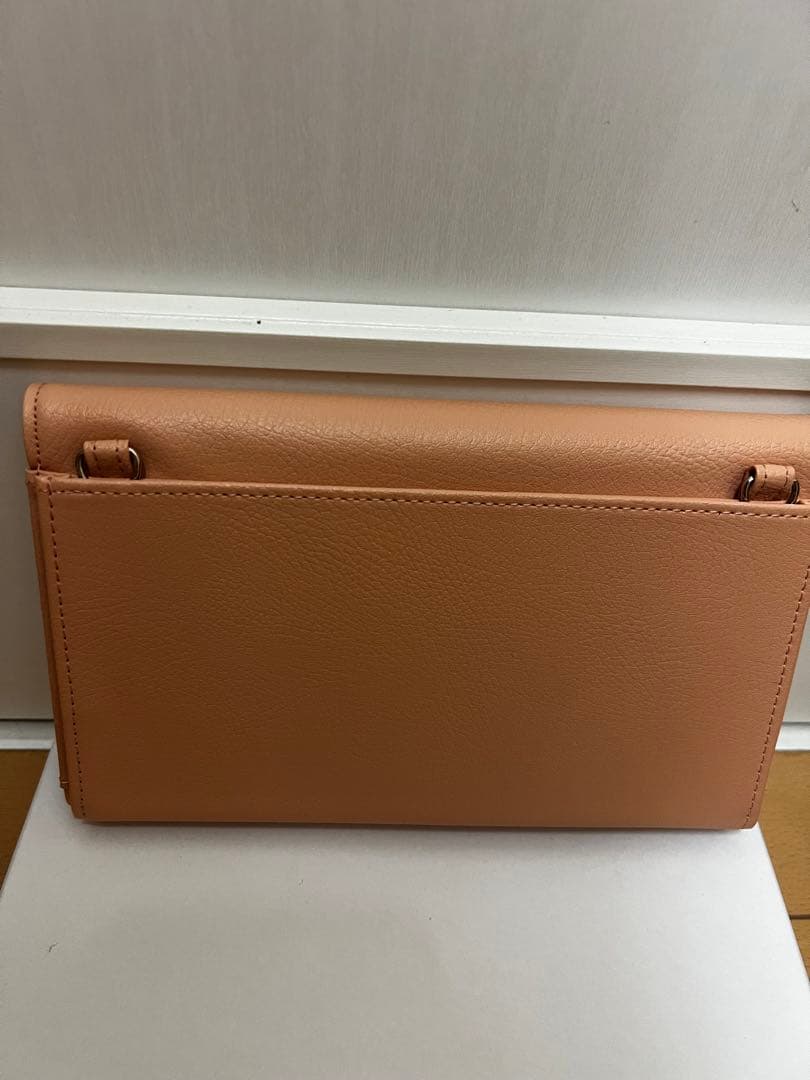 新品未使用⭐︎ファミリア⭐︎カスタマイズウォレット⭐︎クマ刺繍 ⭐︎ピンク⭐︎長財布