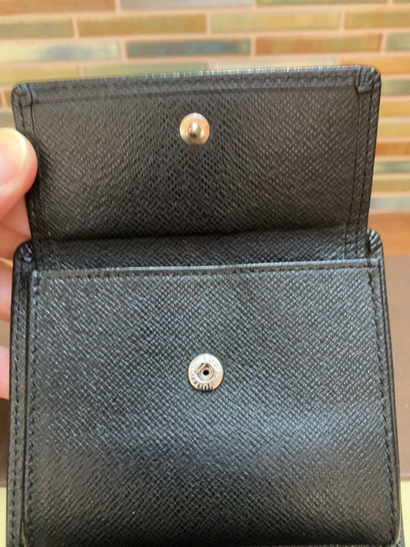 【美品】ルイヴィトン ポルトビエ3カルトクレディ 財布 タイガ アルドワーズ