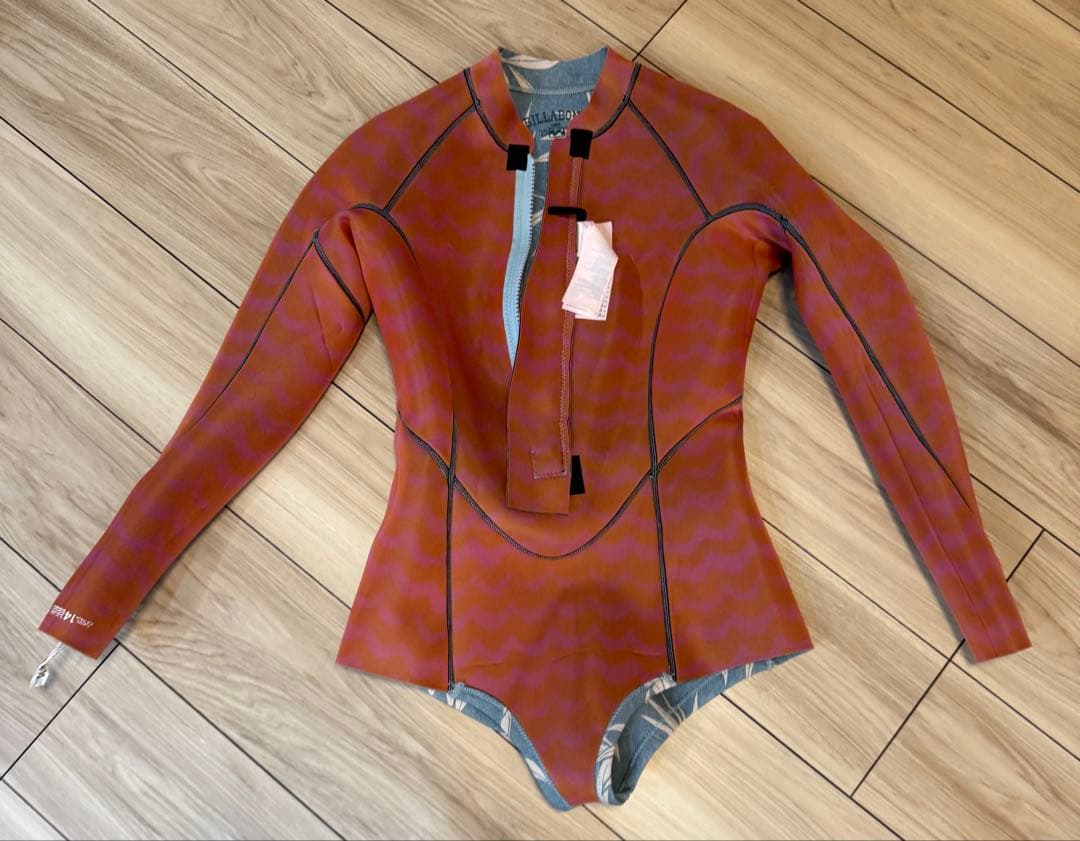 BILLABONG レディース　ロンスプ L〜XL US10サイズ