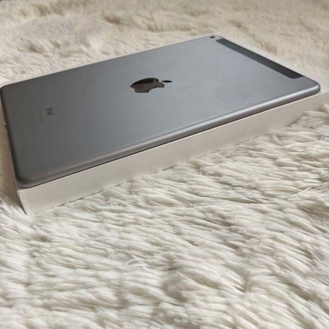 【完動品】iPad Air2 64GB SIMフリー 【すぐ発送】