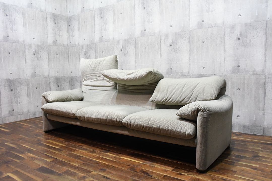 CCC1 Cassina カッシーナ 675 マラルンガ 3人掛けソファ