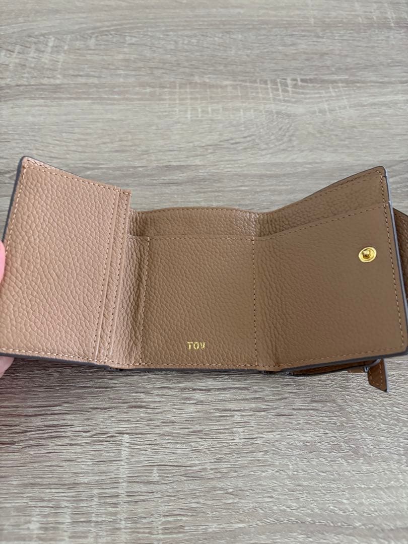 TOV 財布　新品未使用