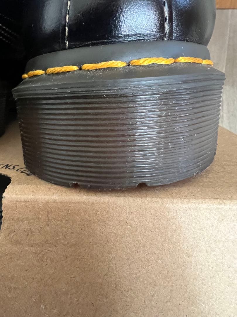 Dr. Martens Lowell ドクターマーチン ローウェル