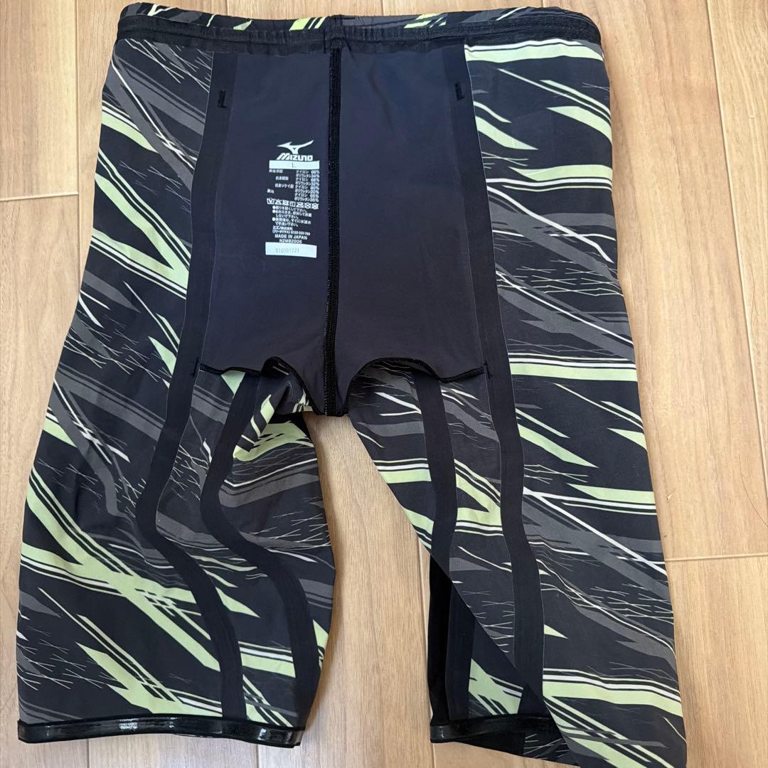 Mizuno 競泳水着 ブラック/グリーン