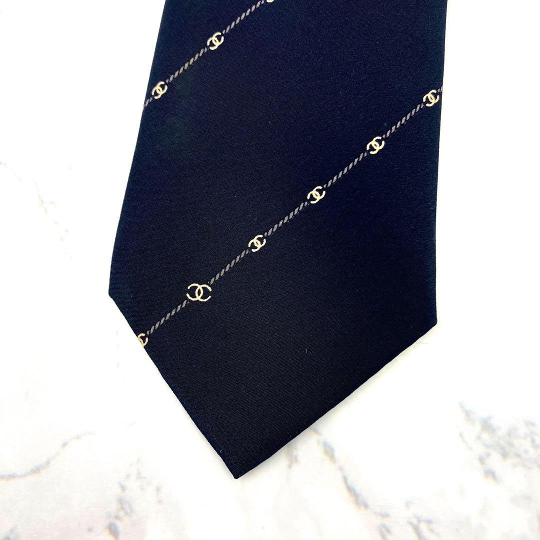 ◆美品◆CHANEL ネクタイ 紺色 ストライプ柄 ココマーク 希少