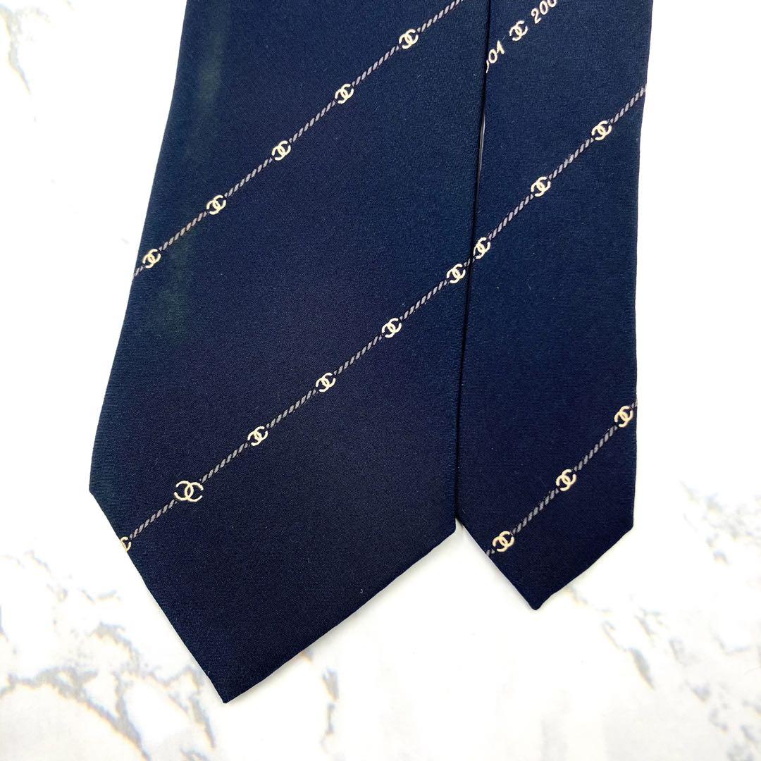 ◆美品◆CHANEL ネクタイ 紺色 ストライプ柄 ココマーク 希少