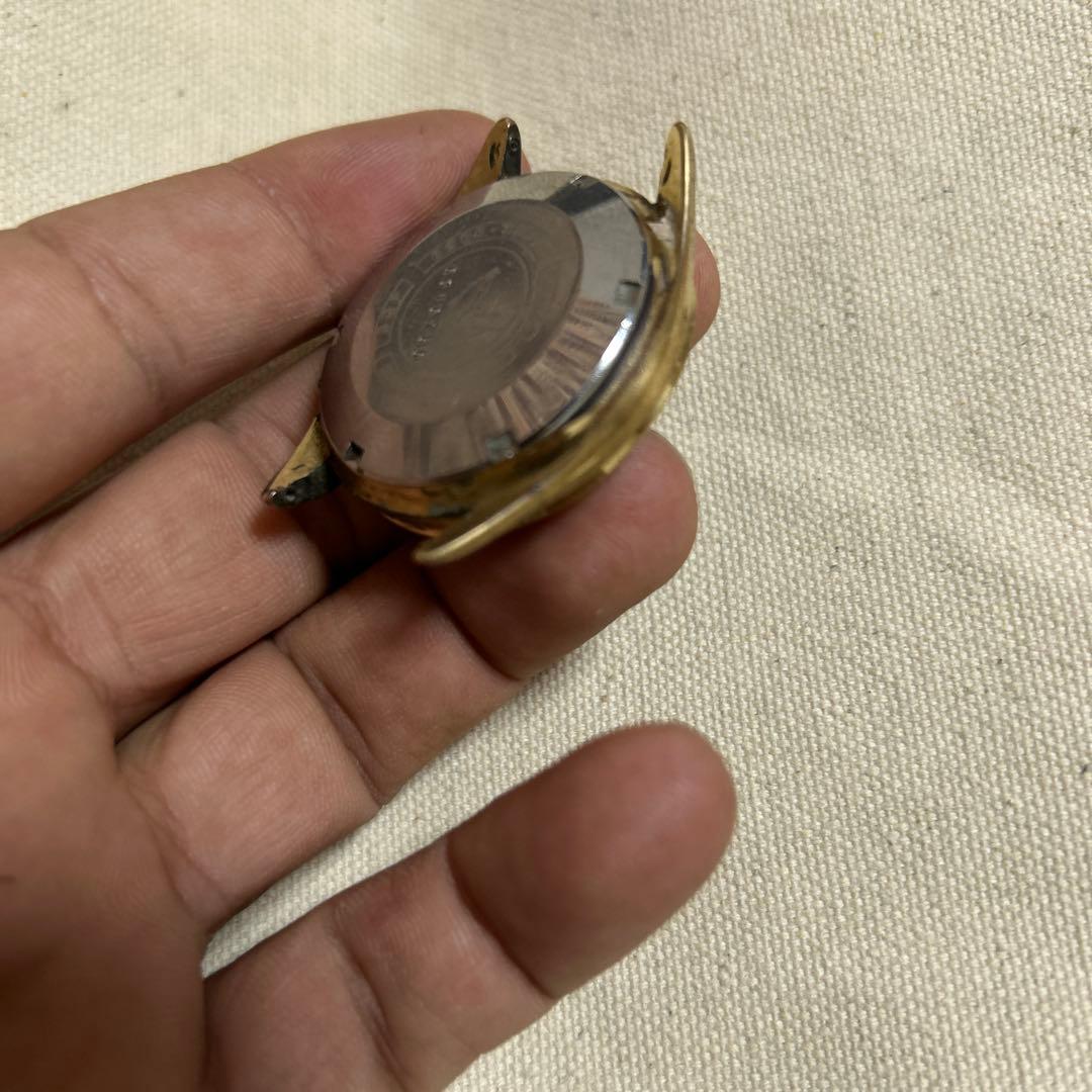 n*1様 Seiko 自動巻き 腕時計 ゴールド ブラック