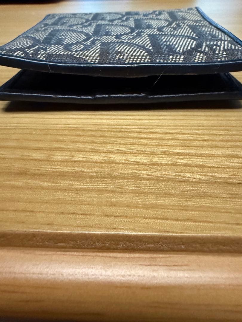 ハルサメです　最終お値下げ　dior 二つ折財布