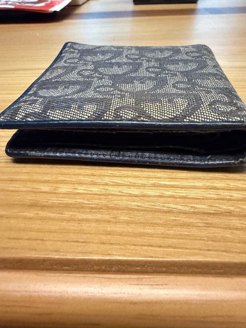 ハルサメです　最終お値下げ　dior 二つ折財布