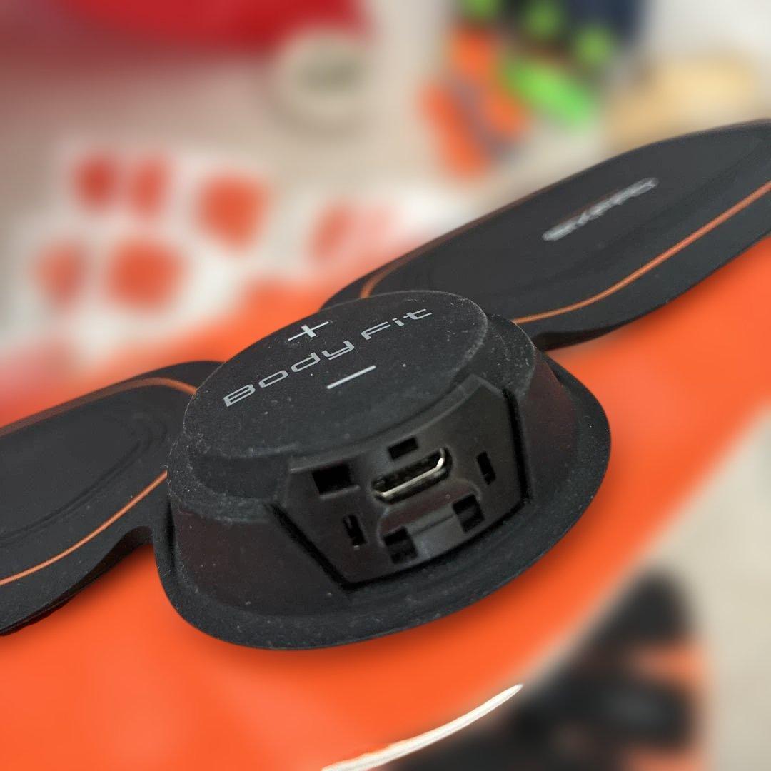 SIXPAD 腹部、腕、太もも、脇腹　セット