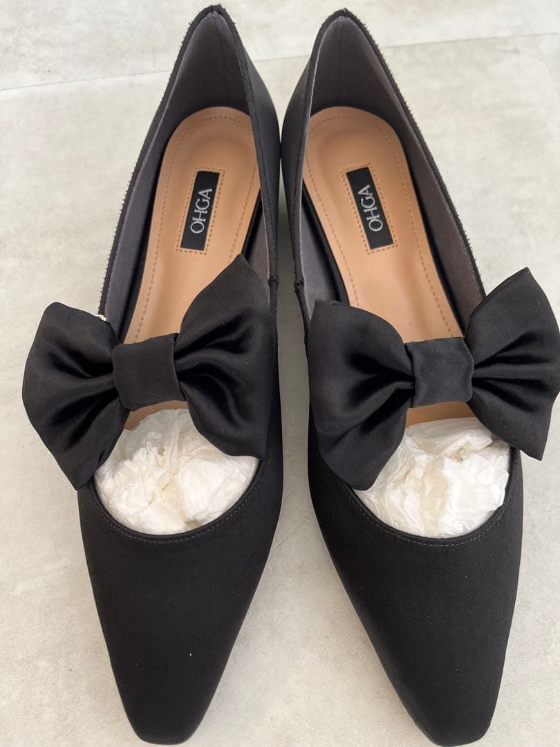 OHGAサテンリボンパンプス ブラック