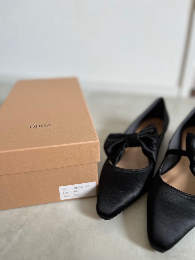 OHGAサテンリボンパンプス ブラック