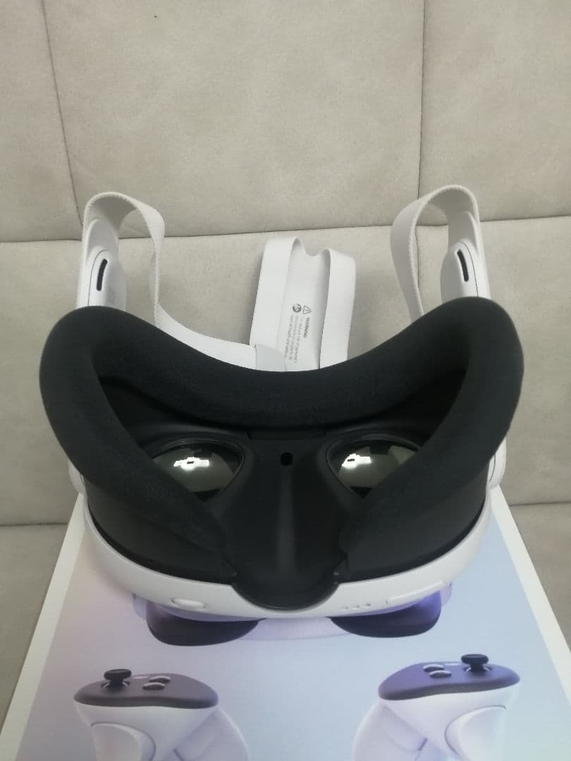  Quest 3 128GB 本体とコントローラー2個 VR