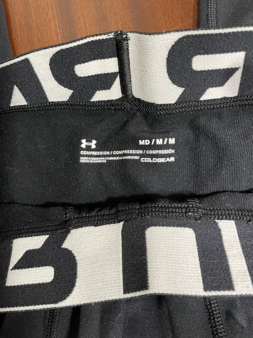 Under Armour ブラック コンプレッションウエア上下　2セット 美品