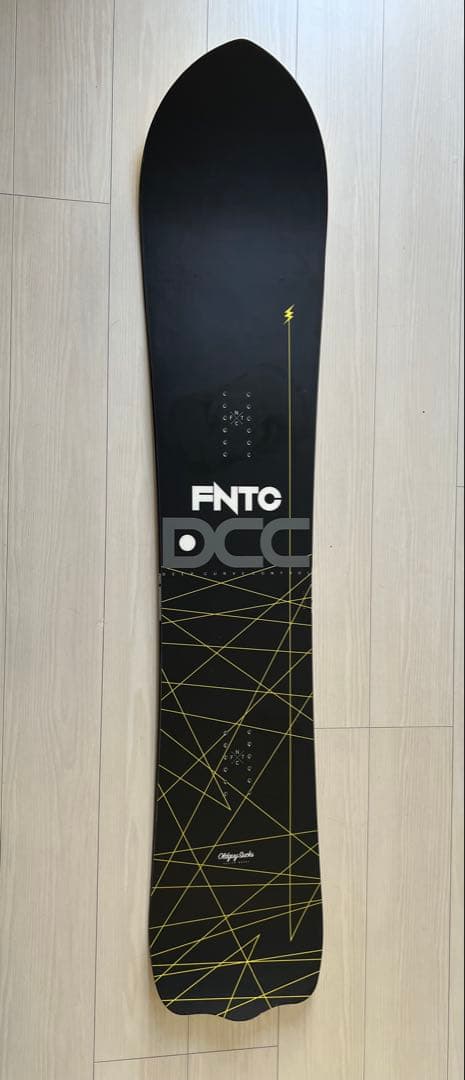 スノーボード FNTC DCC 157cm