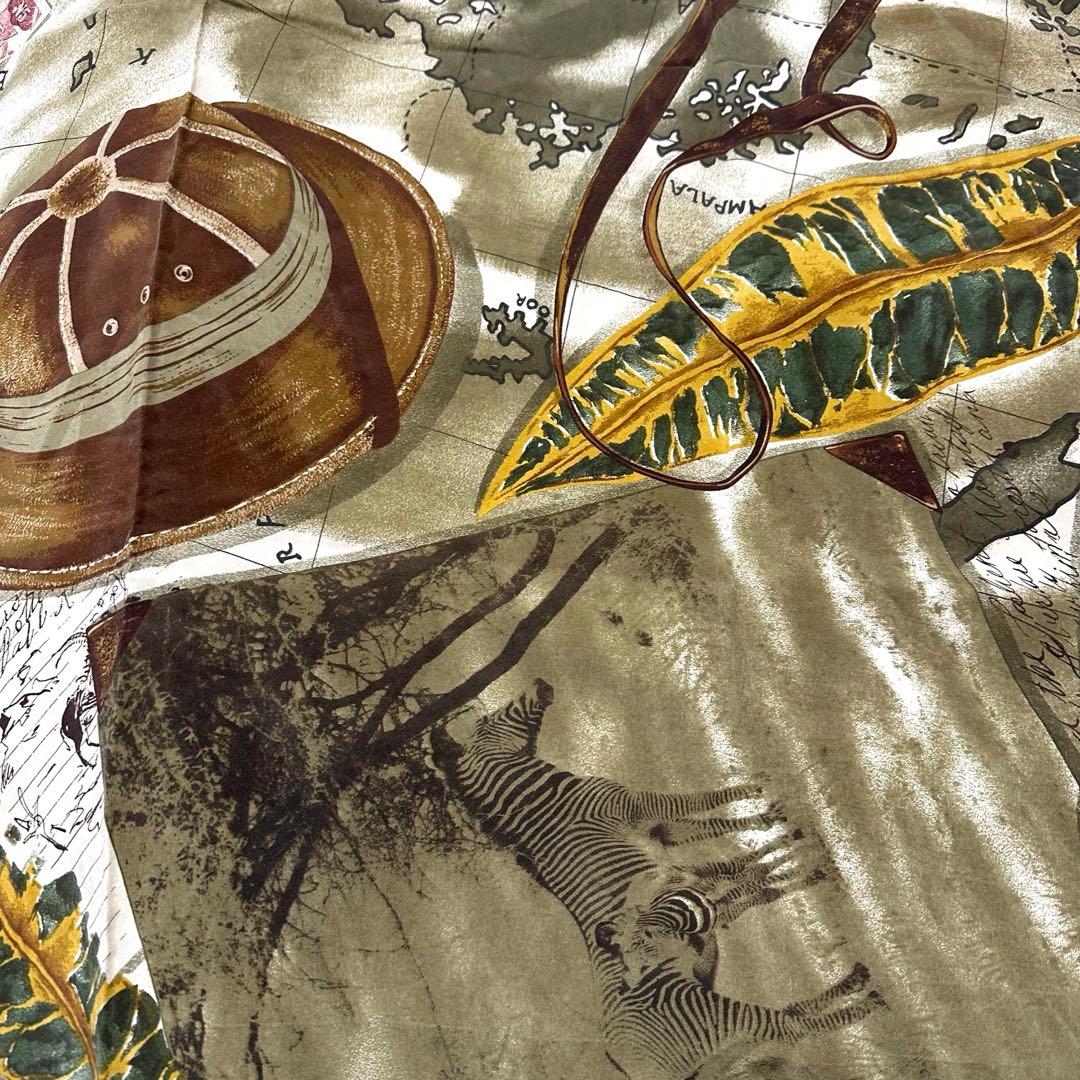 新年スペシャル出品90s未使用タグ付ラルフローレン シルクスカーフ　良柄