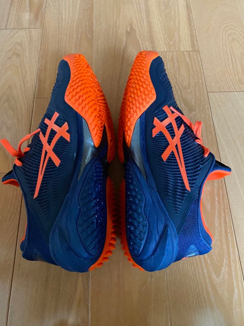 超美品テニスシューズ ASICS COURT FF 3 ＯＣ26.5cm