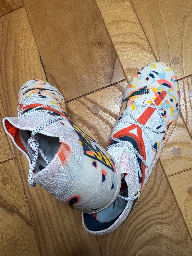 新品　超大特価　プーマ　フューチャー 7 アルティメット NJR FG AG