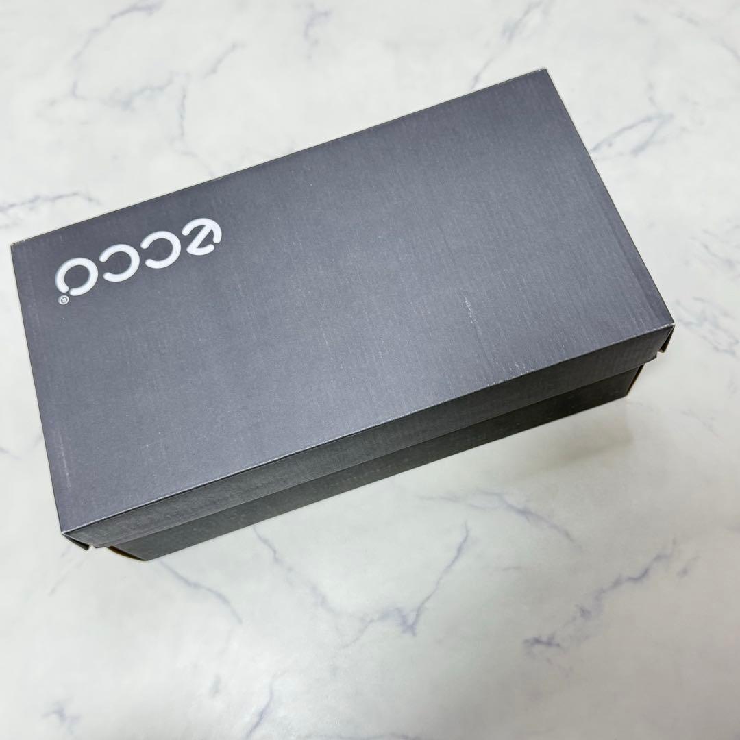 新品 ECCO エコー レディースSoft 2.0 スニーカー　23.5cm