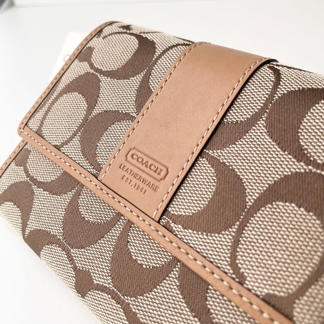 コーチ COACH 折り財布 ハンプトンズ シグネチャー レザー キャメル 新品