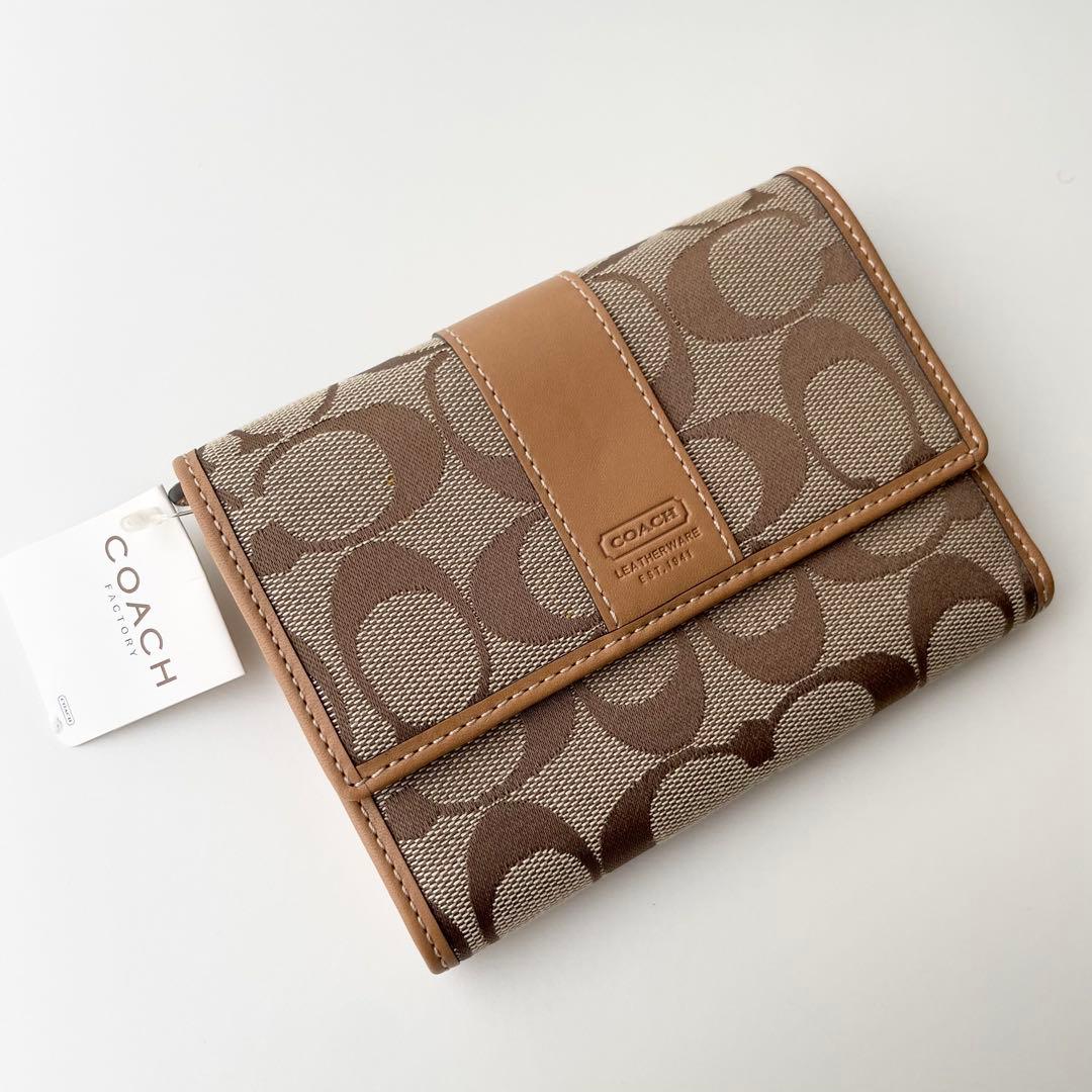 コーチ COACH 折り財布 ハンプトンズ シグネチャー レザー キャメル 新品