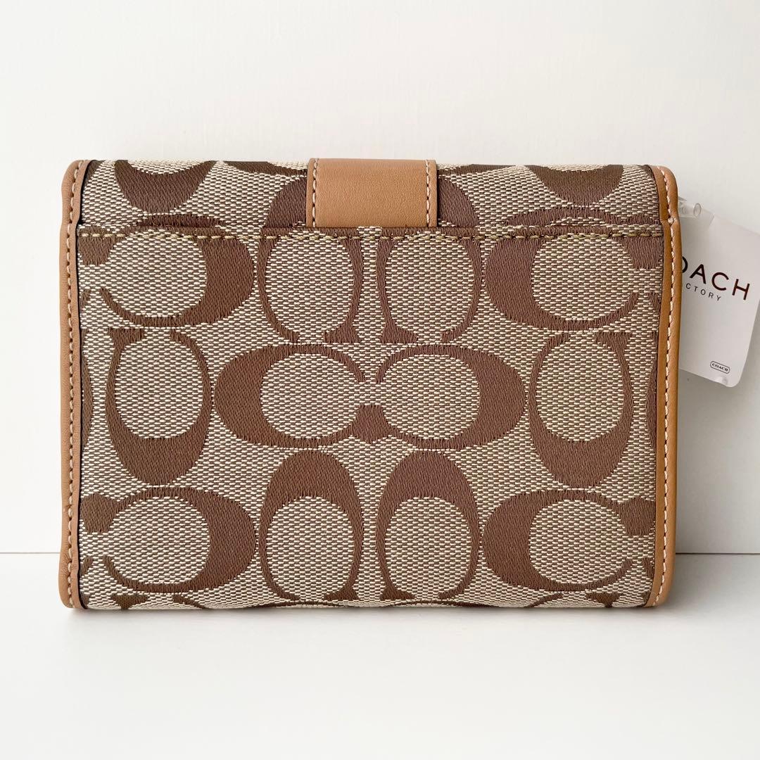 コーチ COACH 折り財布 ハンプトンズ シグネチャー レザー キャメル 新品