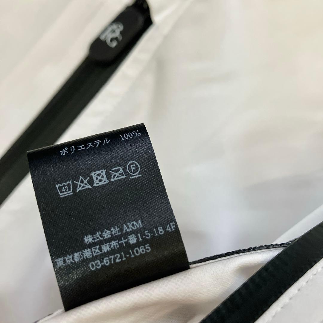 1PIU1UGUALE3 GOLF 、ウインドジャケット、3サイズ