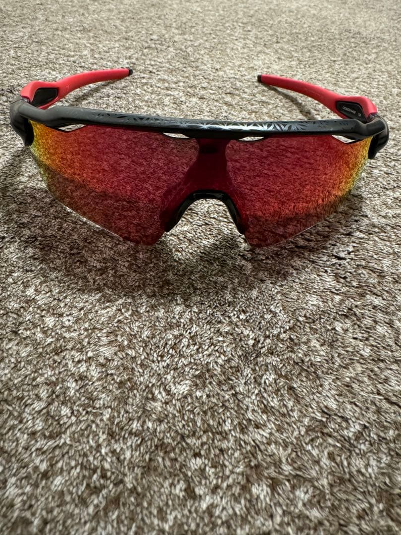 OAKLEYサングラス大谷モデル