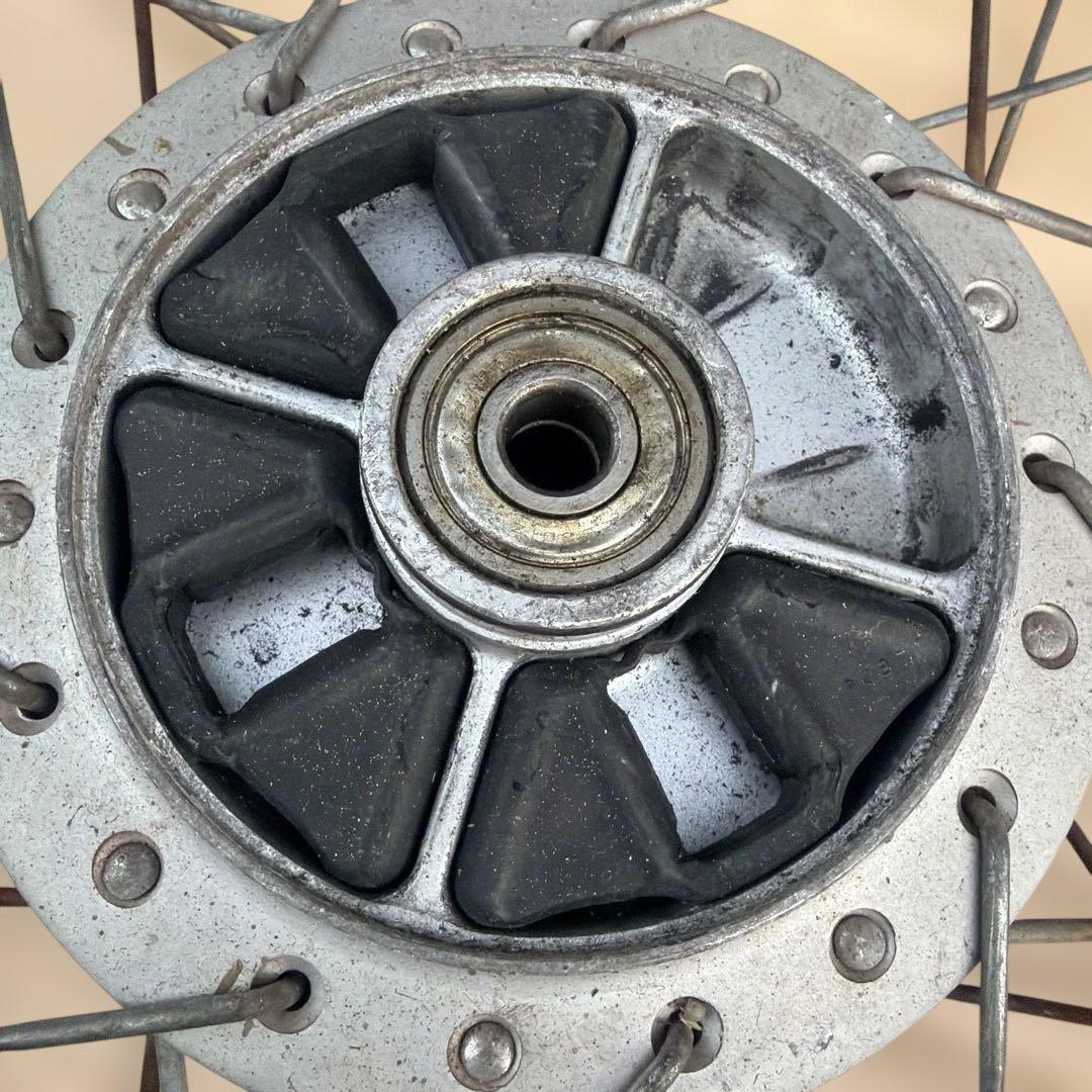 スーパーカブ　ホイール　ホンダ