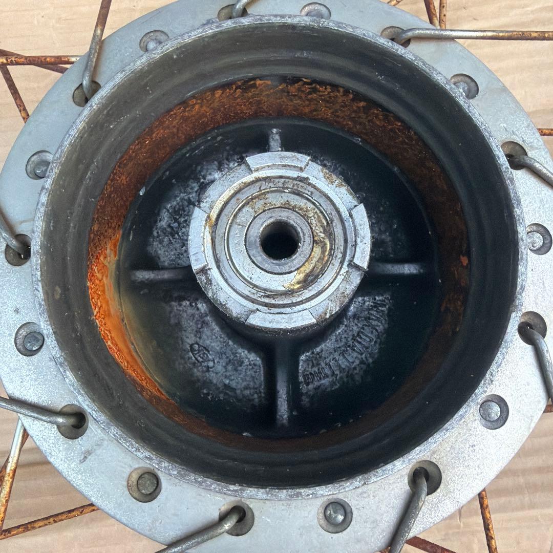 スーパーカブ　ホイール　ホンダ