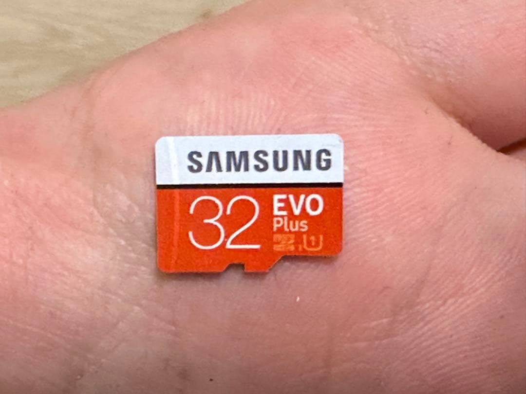 Nintendo Switch Lite ポケモン剣盾デザイン（中古）