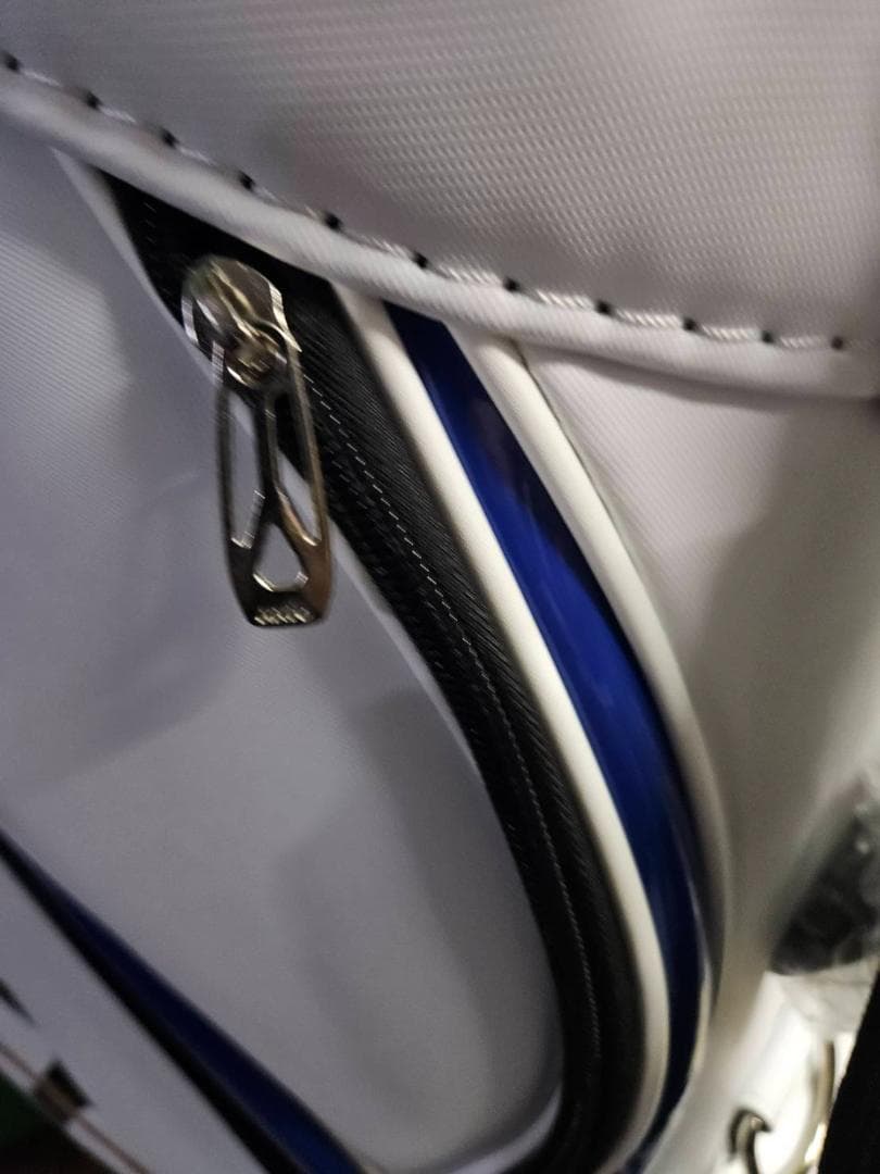 【新品未使用】XXIO ゴルフバッグ 新品未使用 ホワイト/ブルー