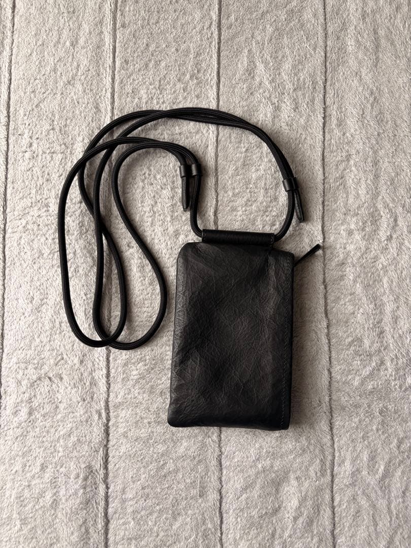 【新品】土屋鞄製造所ATTITU レザースマホショルダー(ファスナー)002