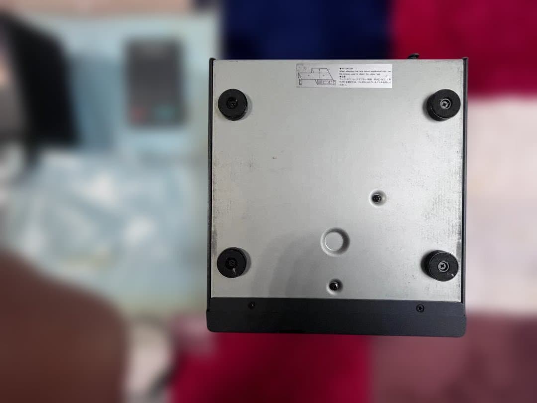 Roland SC-55 MIDIサウンドジェネレーター