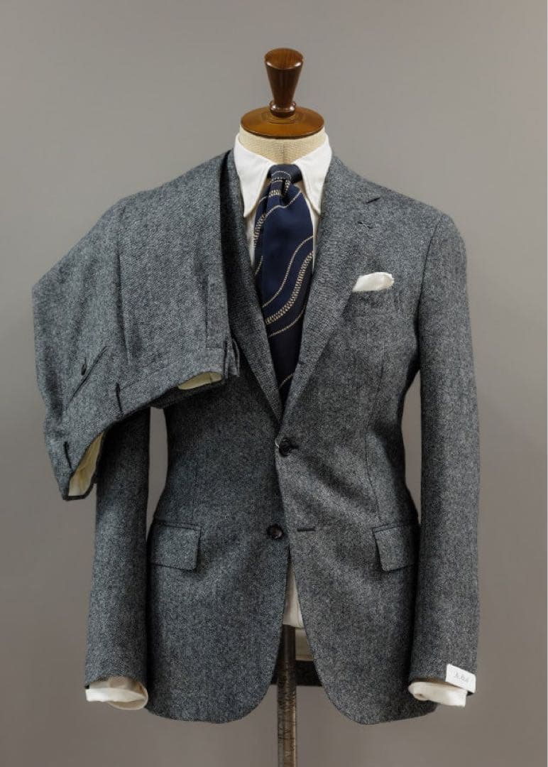 ホリデーアンドブラウン ネイビー シルク ネクタイ 波模様