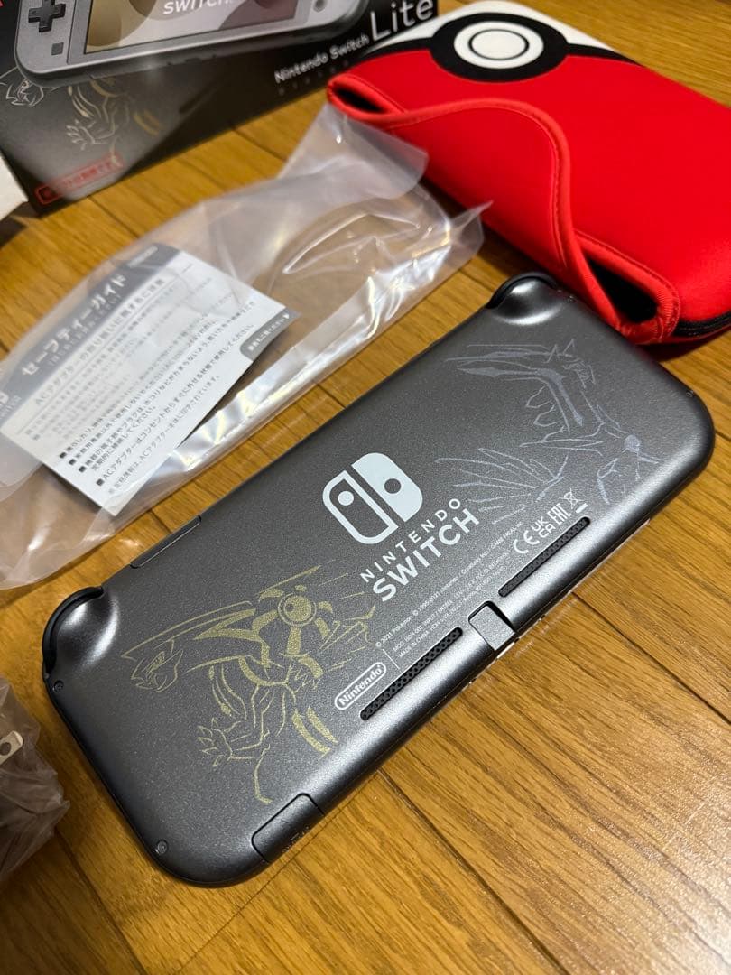 【完品】ニンテンドー スイッチ ライト 本体 ディアルガ パルキア 4点セット