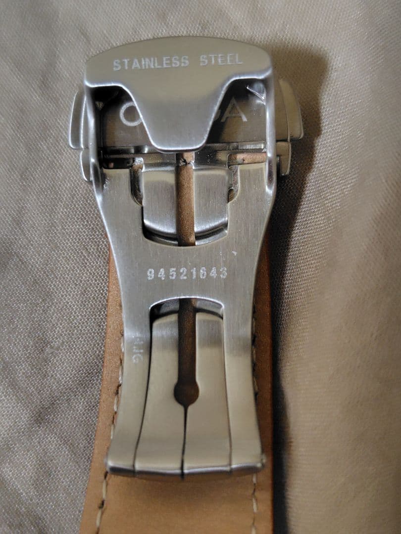 最終値下げ　新品 OMEGA フォールディングバックルとモデラート製レザーベルト