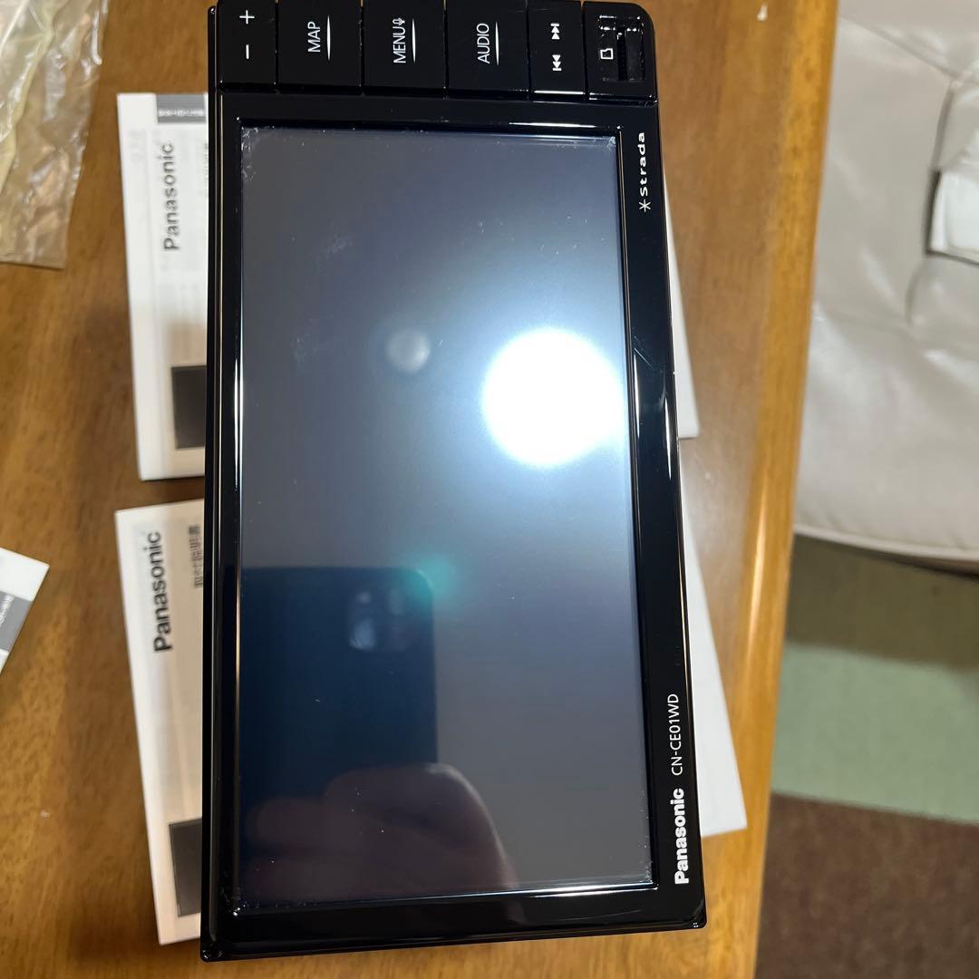 パナソニック　カーナビ　CNーCE01WD