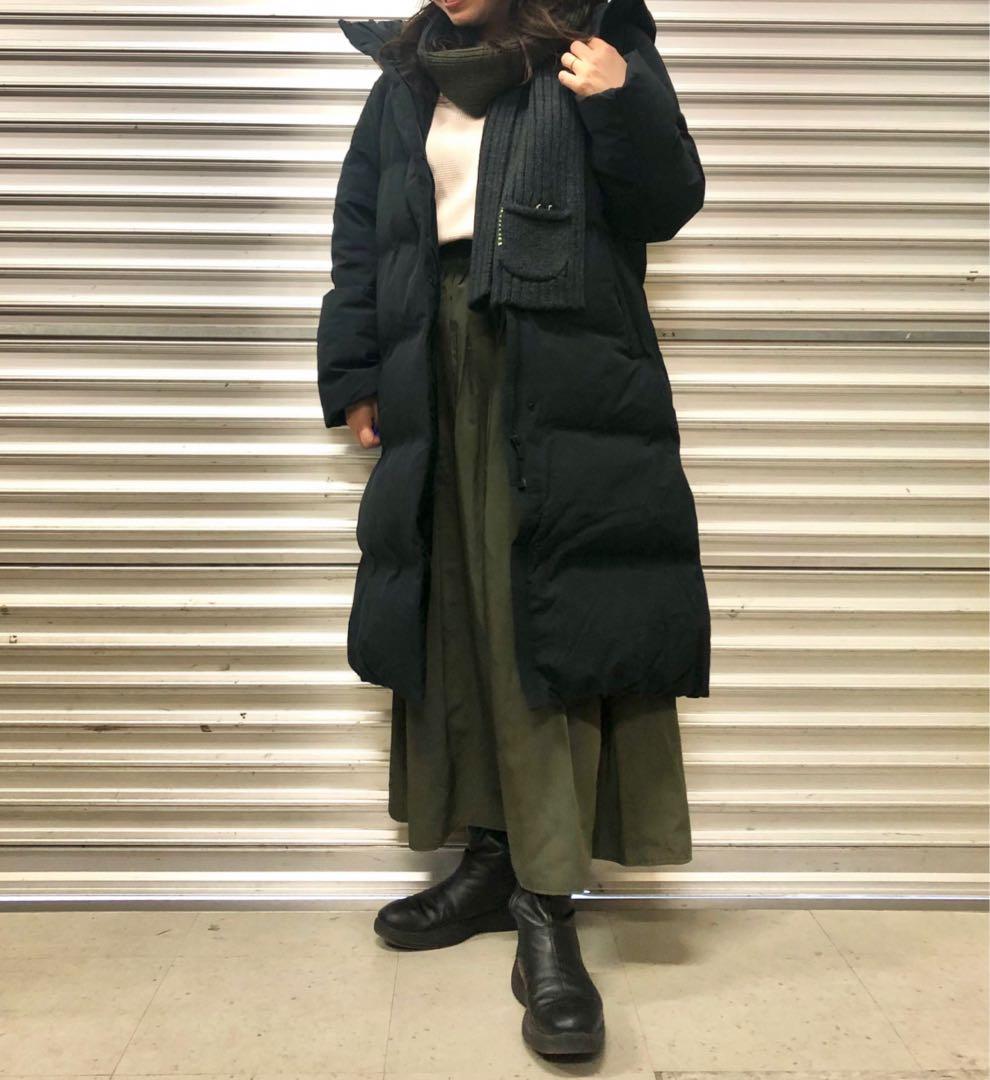 タグ付き未使用　ユニクロ シームレスロングダウンコート　ブラック　黒　M