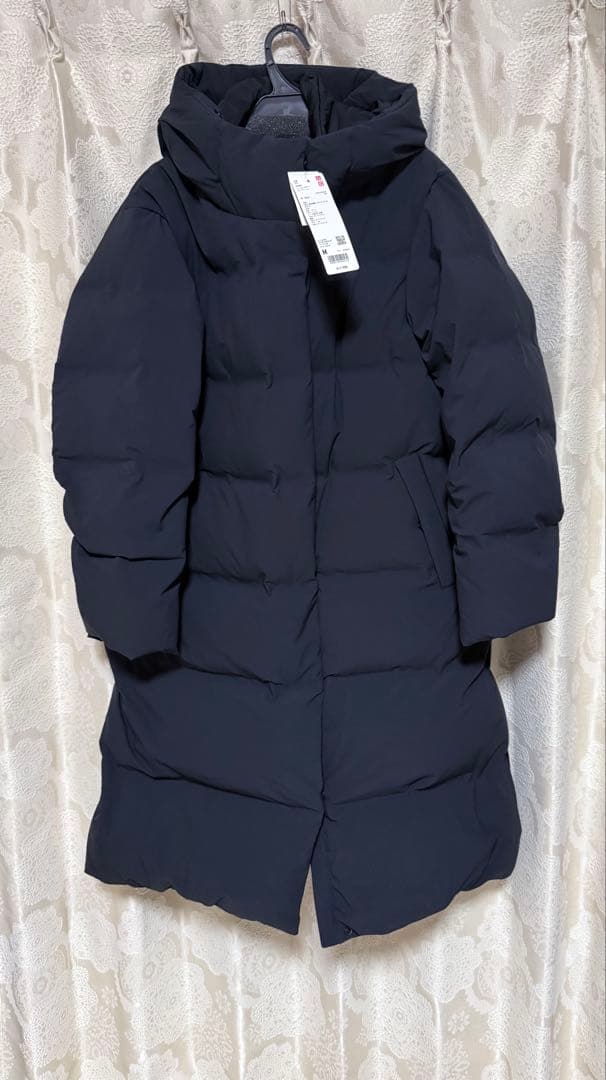 タグ付き未使用　ユニクロ シームレスロングダウンコート　ブラック　黒　M