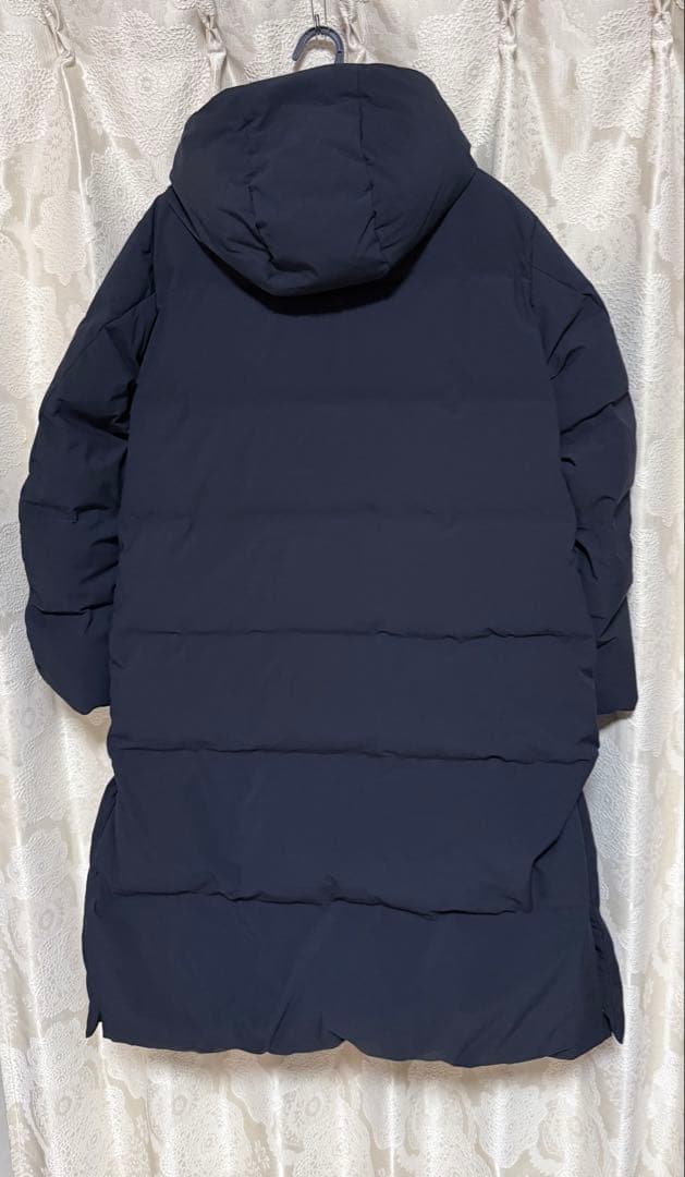 タグ付き未使用　ユニクロ シームレスロングダウンコート　ブラック　黒　M