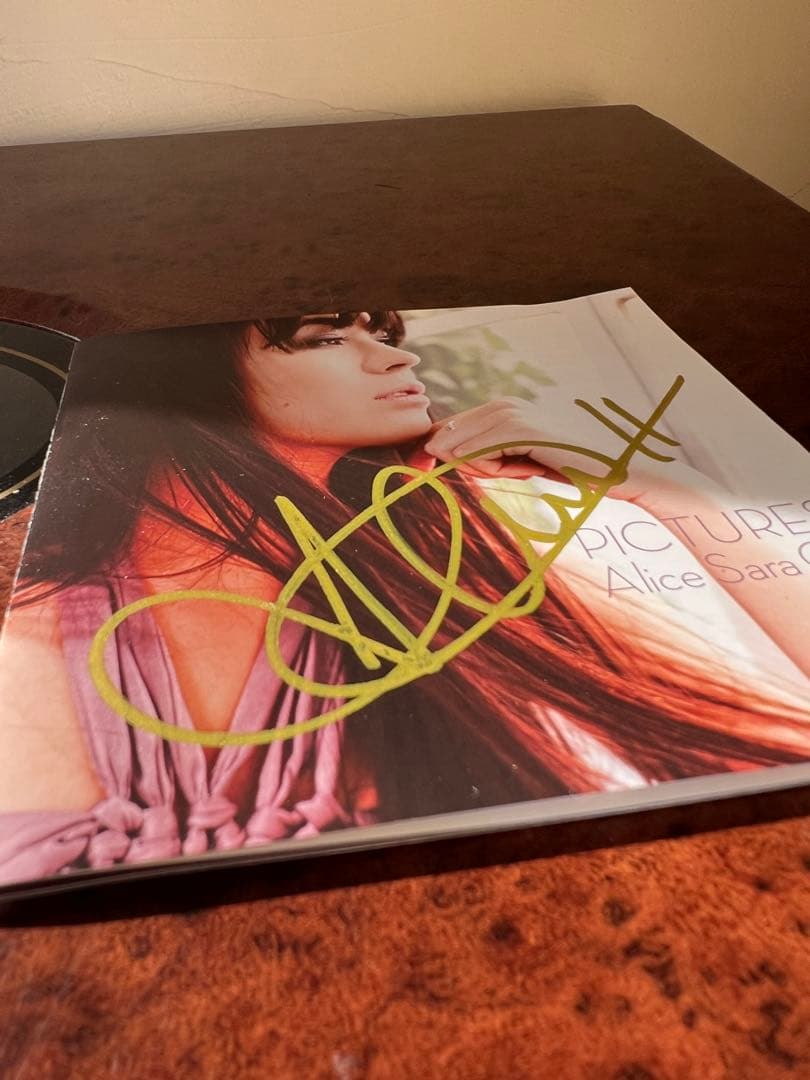 アリス＝紗良・オット『ピクチャーズ』DVD付限定盤 サイン入　クラシックCD