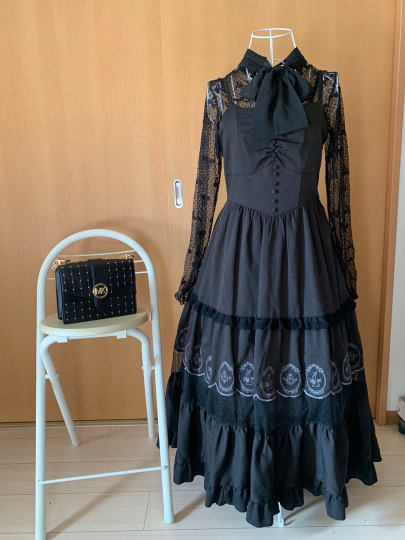 axes POETIQUEイースターラビット刺繍ワンピース 黒 インナー2点