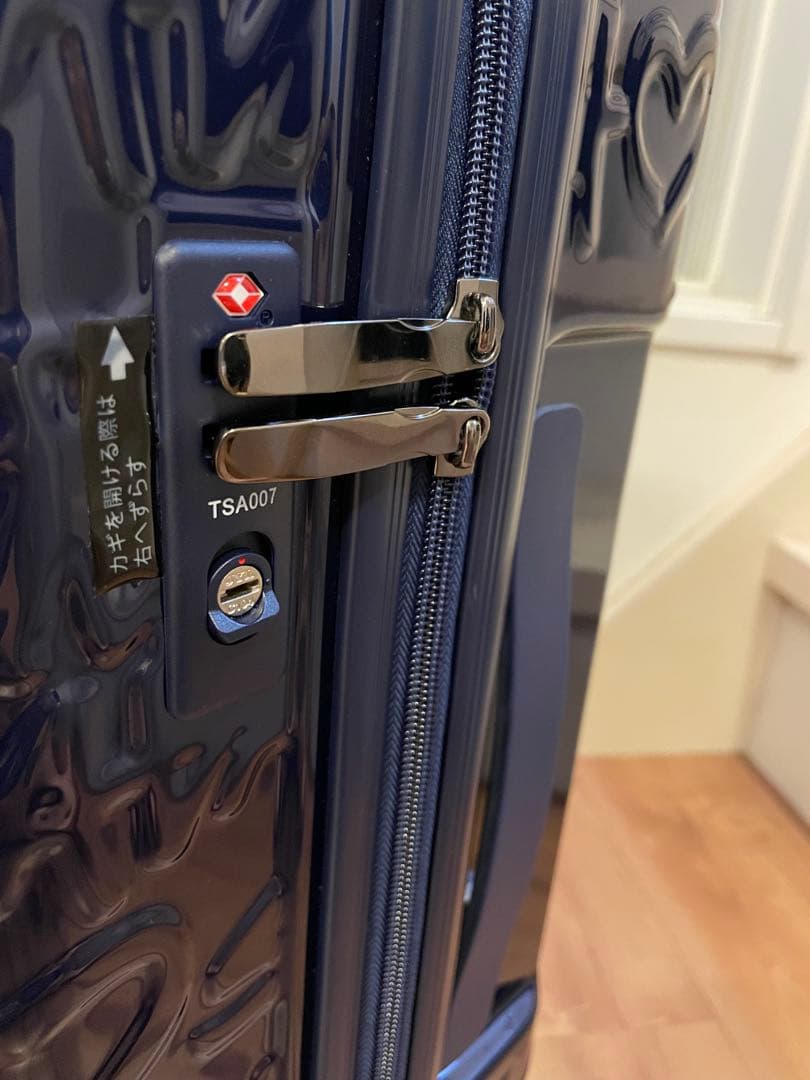 サマンサタバサ　キャリーケース