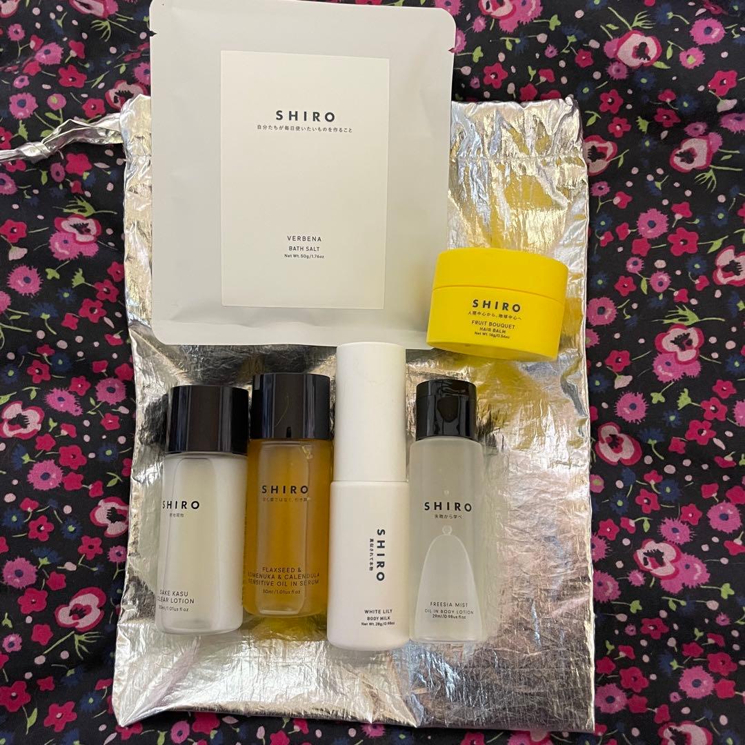 SHIRO 2025 ホリデーコフレ　6点セット　袋付き