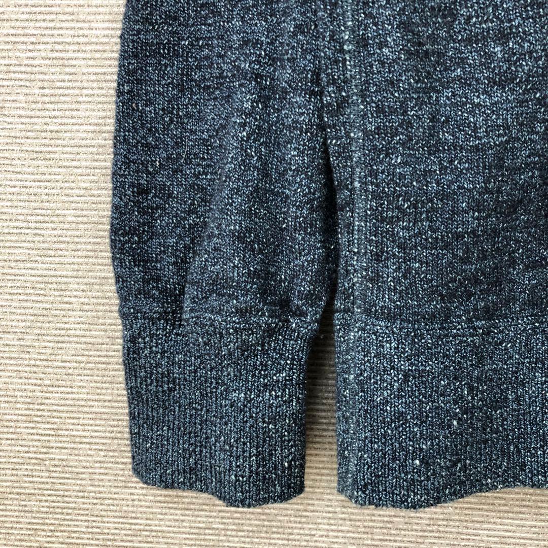 45R でこぼこニットソーの908クルー（影色納戸）